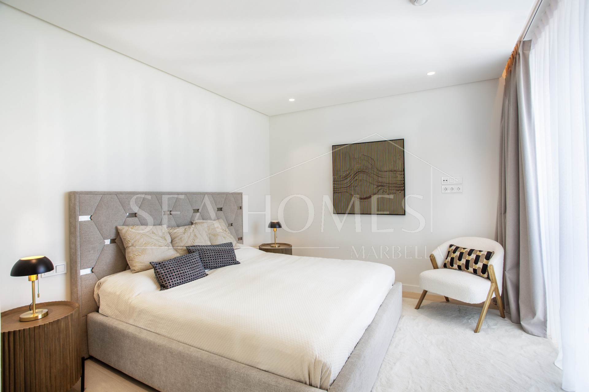 LUXURY PENTHOUSE WITH SEA VIEWS IN PALO ALTO