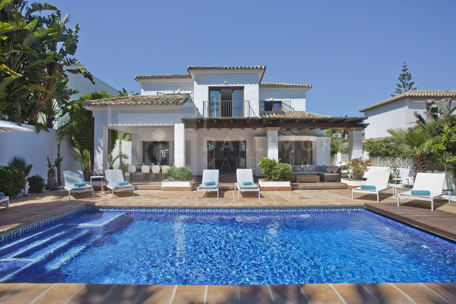 Villa , Marbella East – NEWV6983