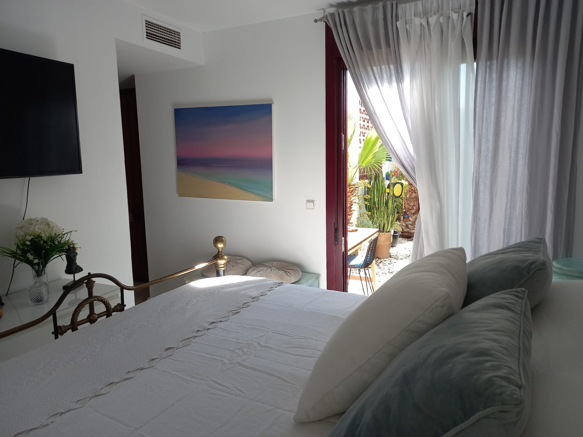 Exclusive Elevated Ground Floor Apartment with Private Garden and South Orientation