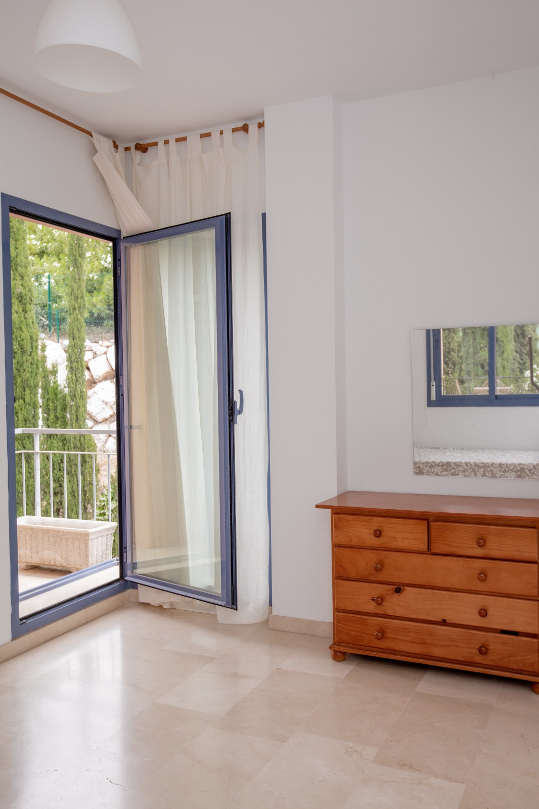 Stunning Semi-Detached 3-Storey Chalet in Los Naranjos