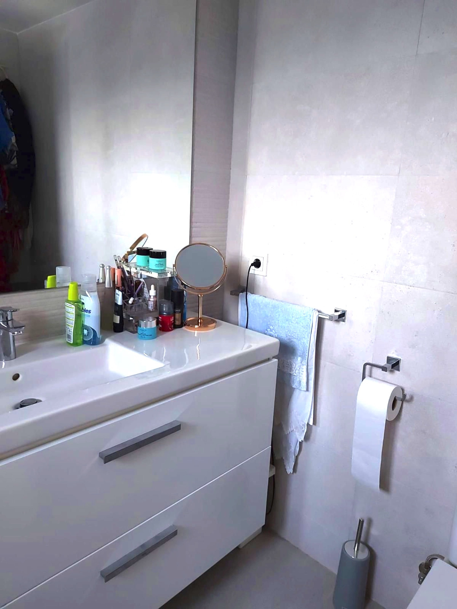 Spacious Modern Duplex in Exclusive Urbanización El Gamonal