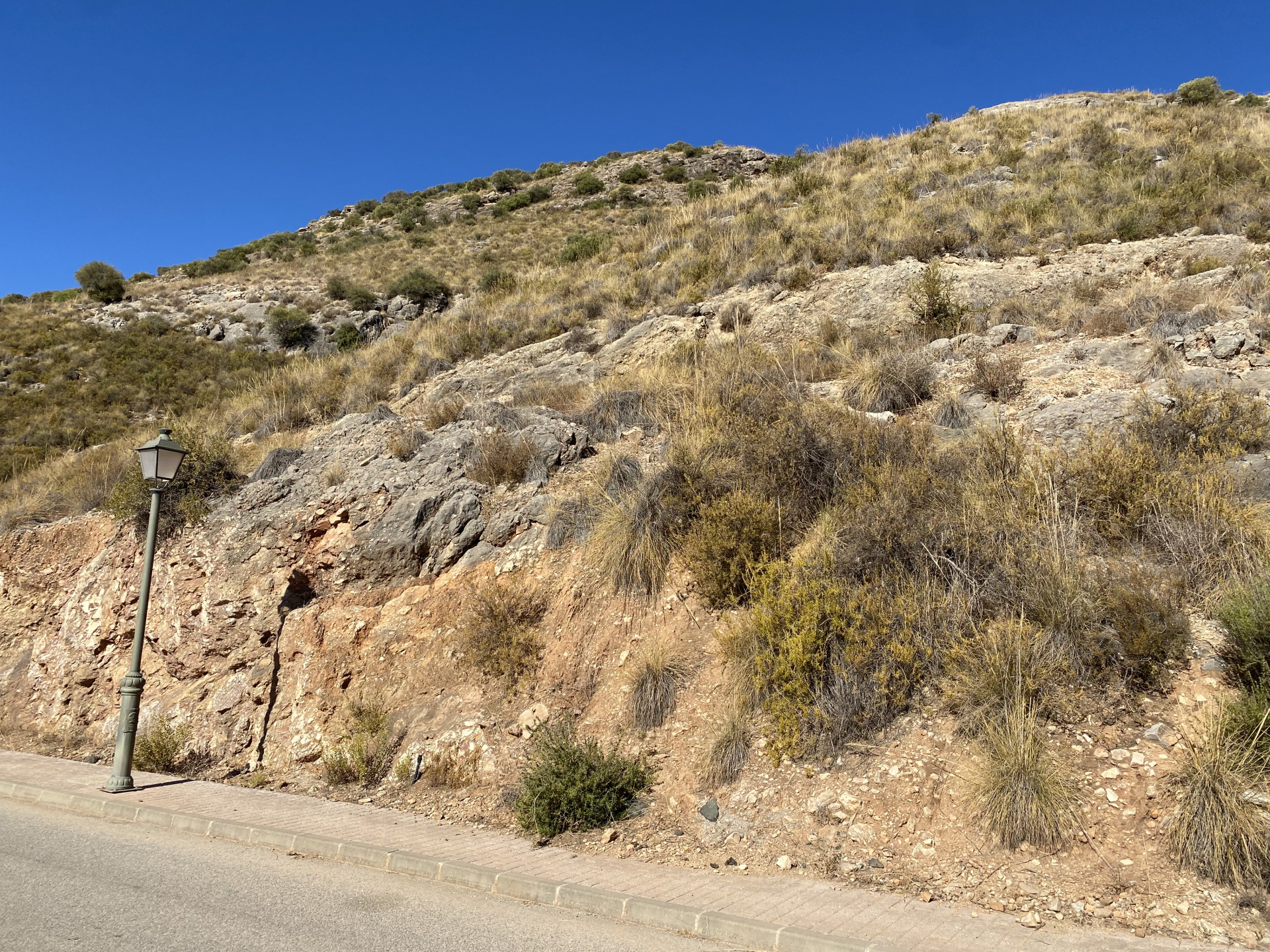 Parcela urbana para vivienda unifamiliar en Sierra Gorda Coín  (Malaga)