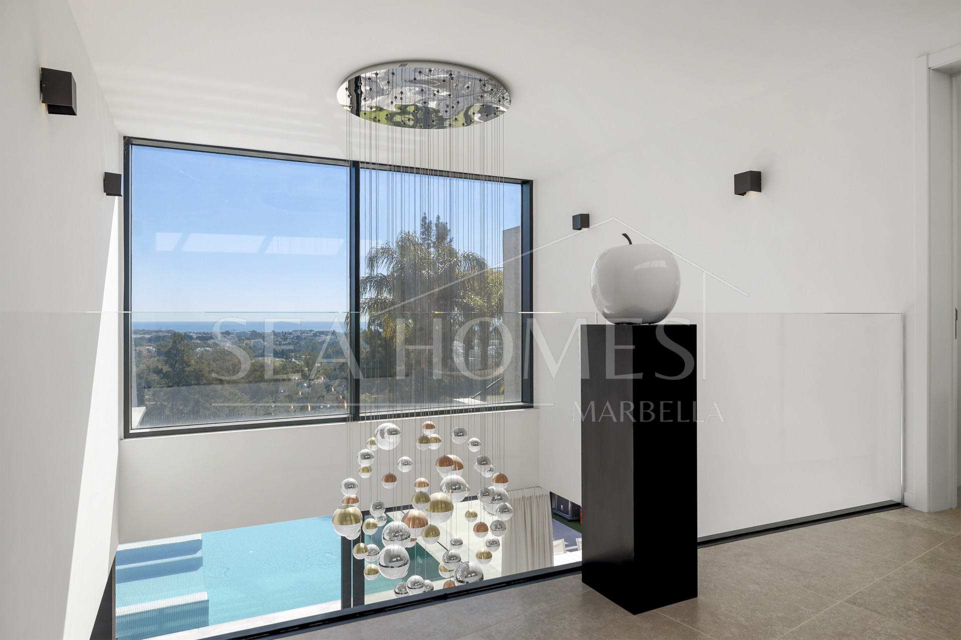 Contemporary Luxury with Panoramic Views in La Alquería