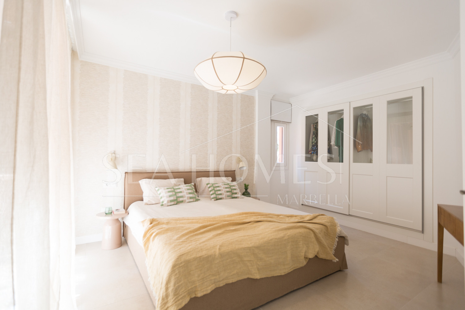 Fully Renovated 2-Bedroom Apartment Just 150m from the Beach – With Access to 4-Star Hotel Facilities