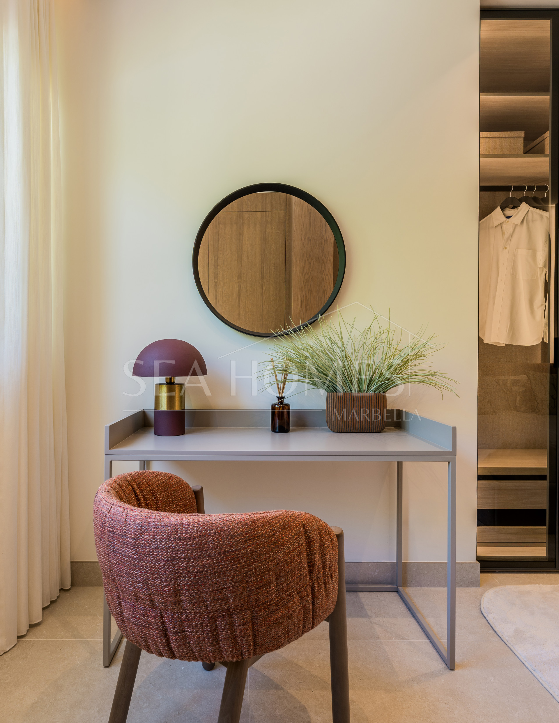 Exclusive renovated beachfront apartment – Rio Real Marbella