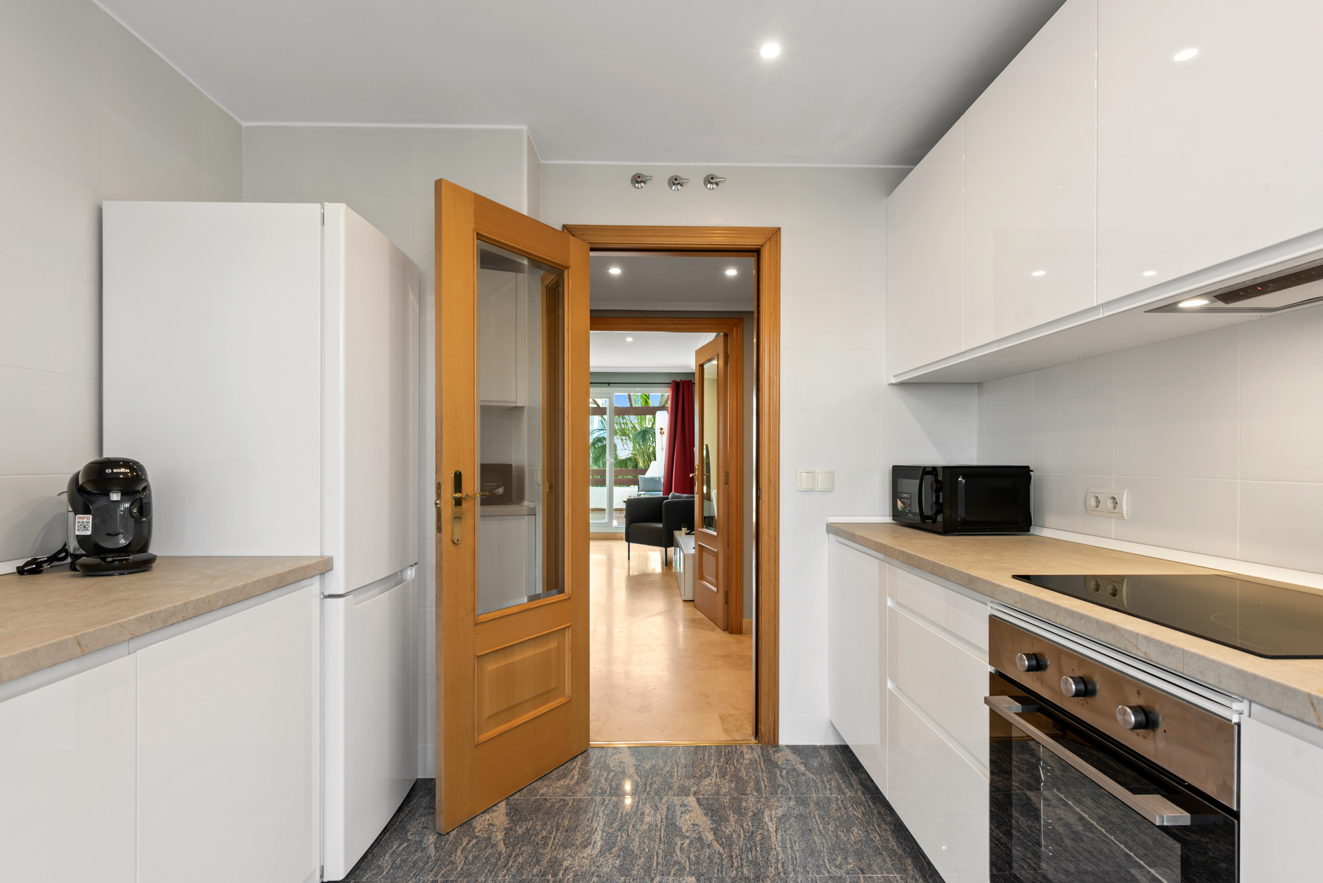 Bright 2 bedroom apartment with private terrace in Selwo