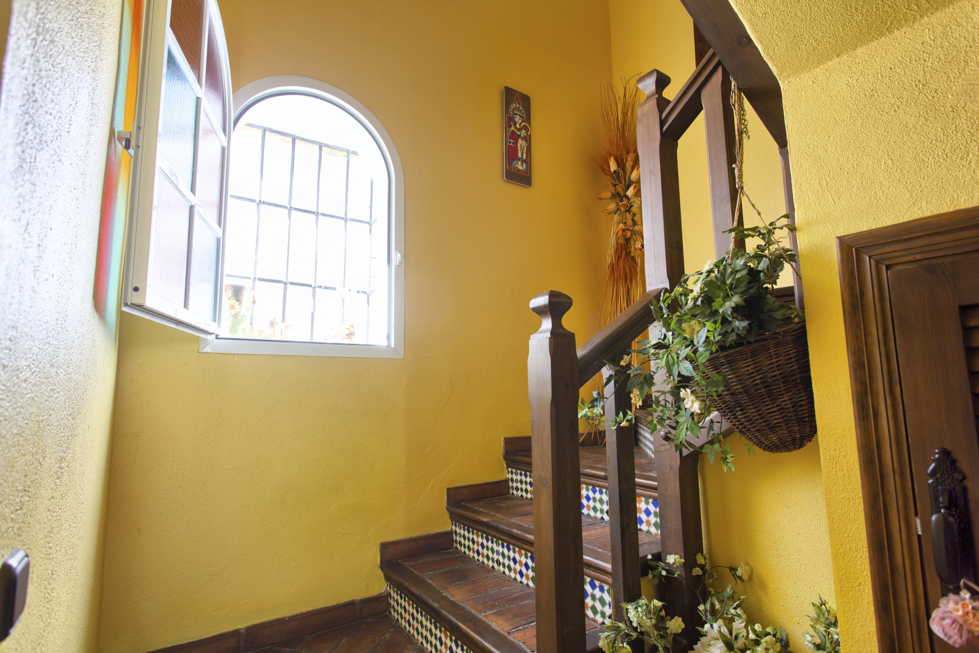Andalusian charm with panoramic views in Benahavís