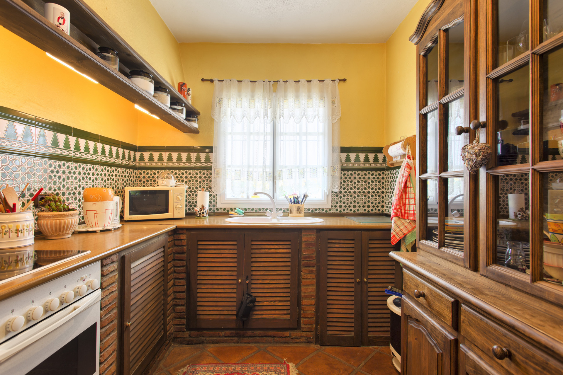 Andalusian charm with panoramic views in Benahavís