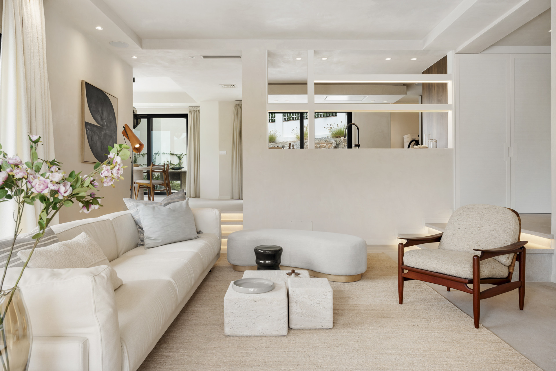 Exklusive Villa mit 4 Schlafzimmern komplett renoviert in La Alqueria, Benahavís