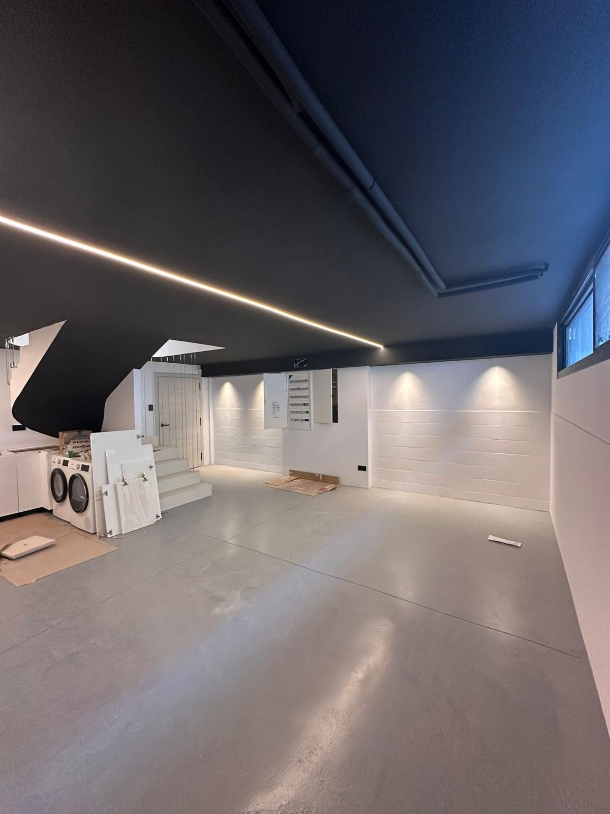 Image {index}: Detached Villa For sale, Estepona, €1,495,000 [318-02334MAU]