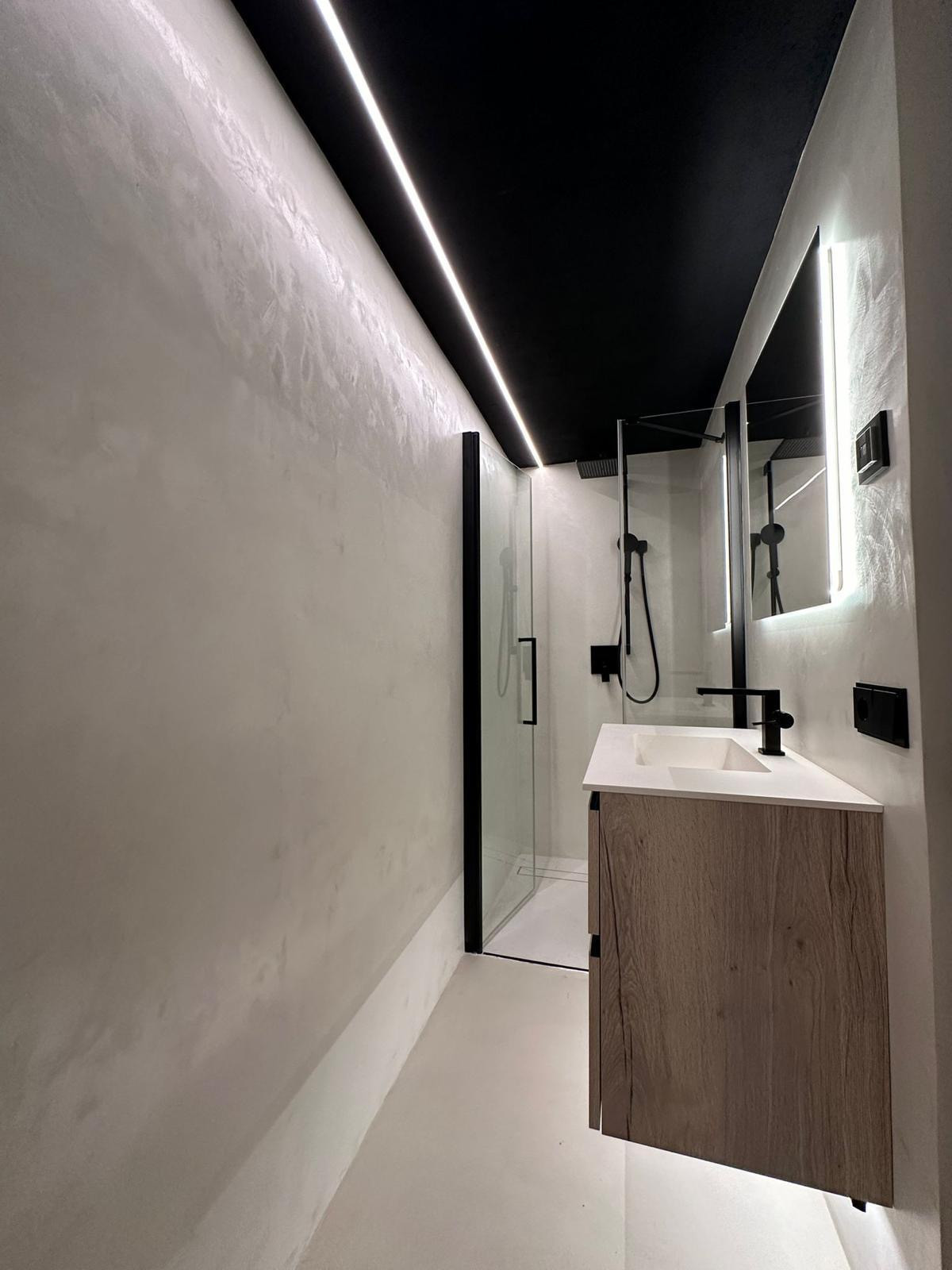 Image {index}: Detached Villa For sale, Estepona, €1,495,000 [318-02334MAU]