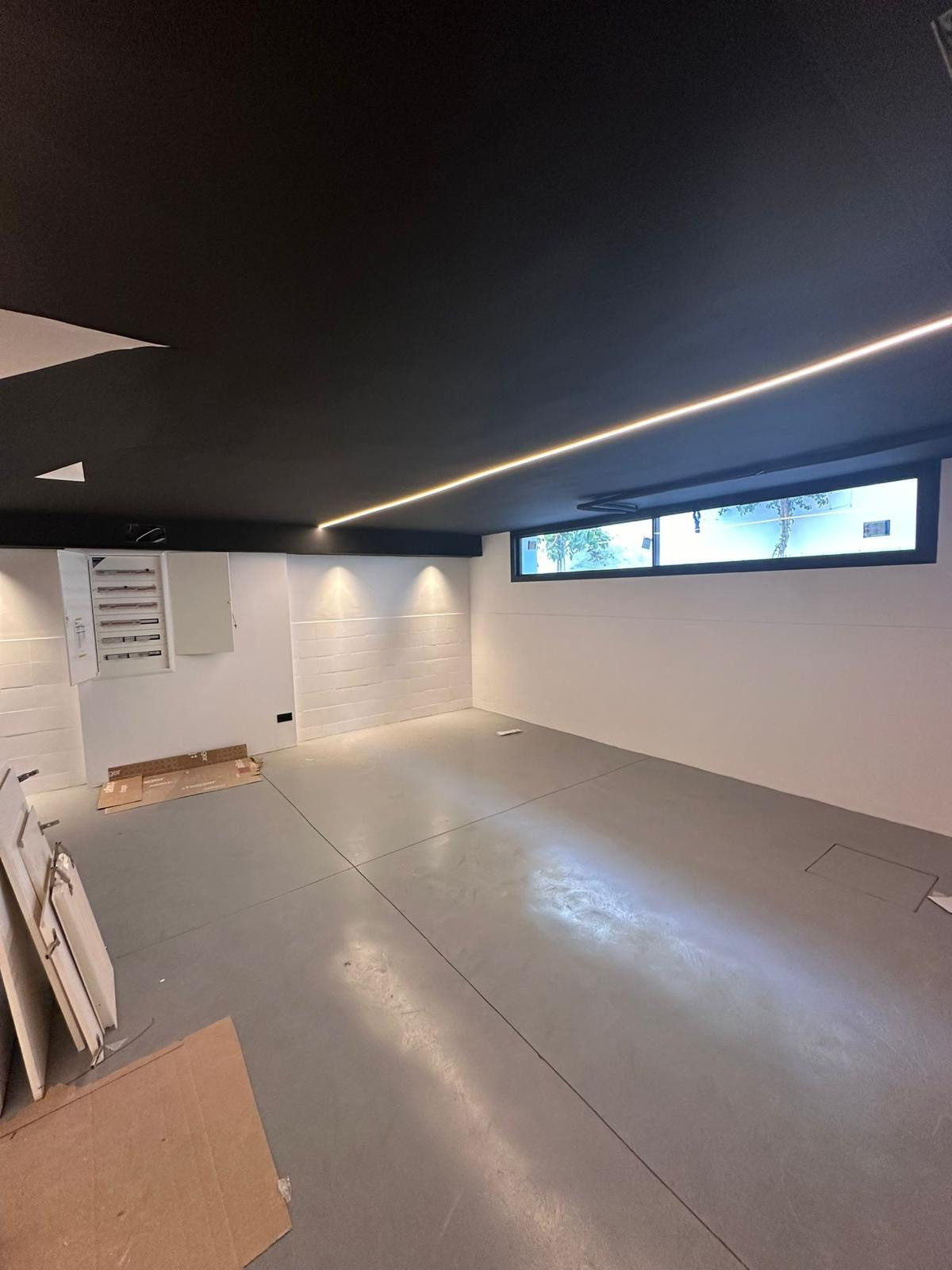 Image {index}: Detached Villa For sale, Estepona, €1,495,000 [318-02334MAU]