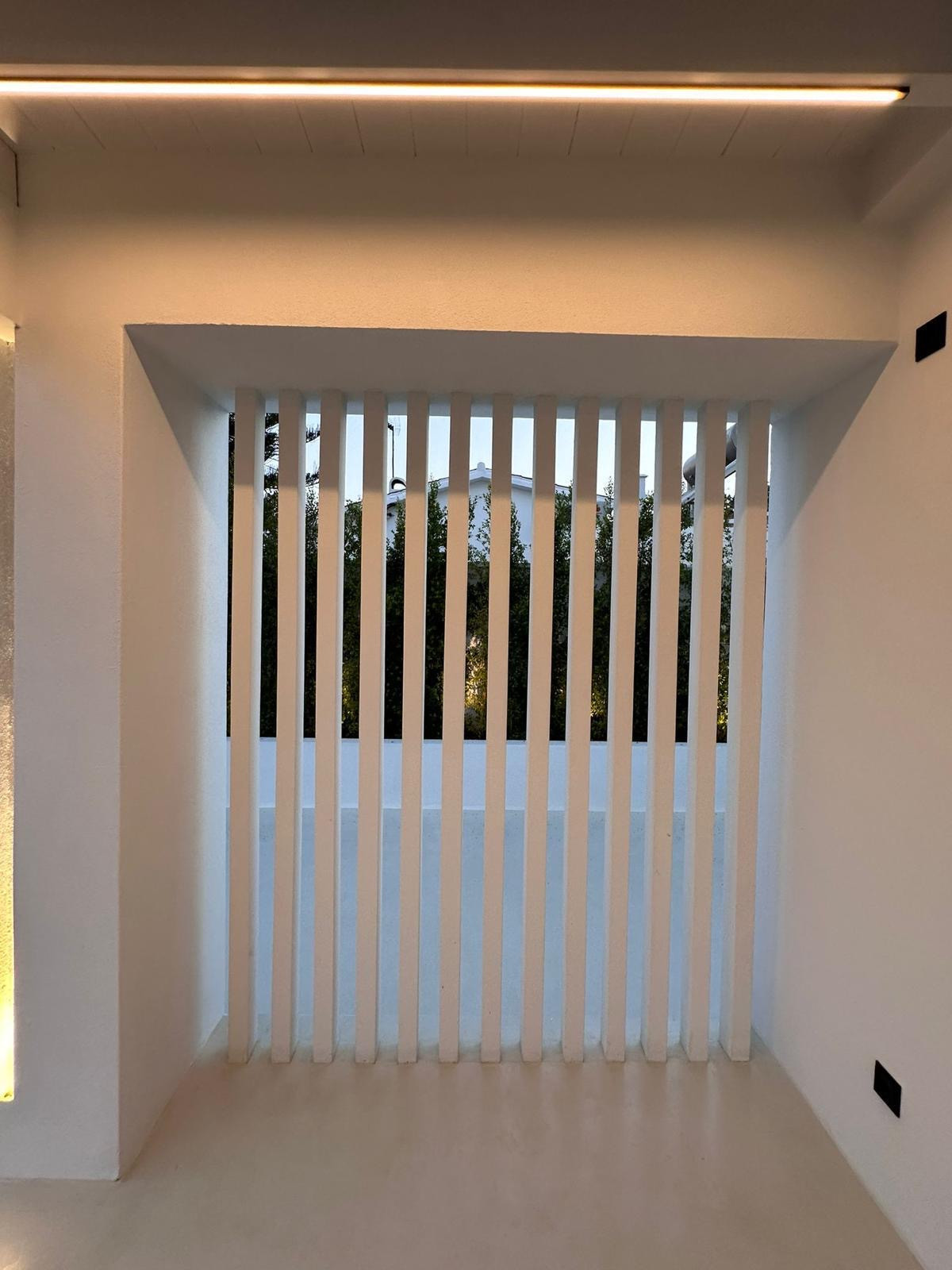 Image {index}: Detached Villa For sale, Estepona, €1,495,000 [318-02334MAU]