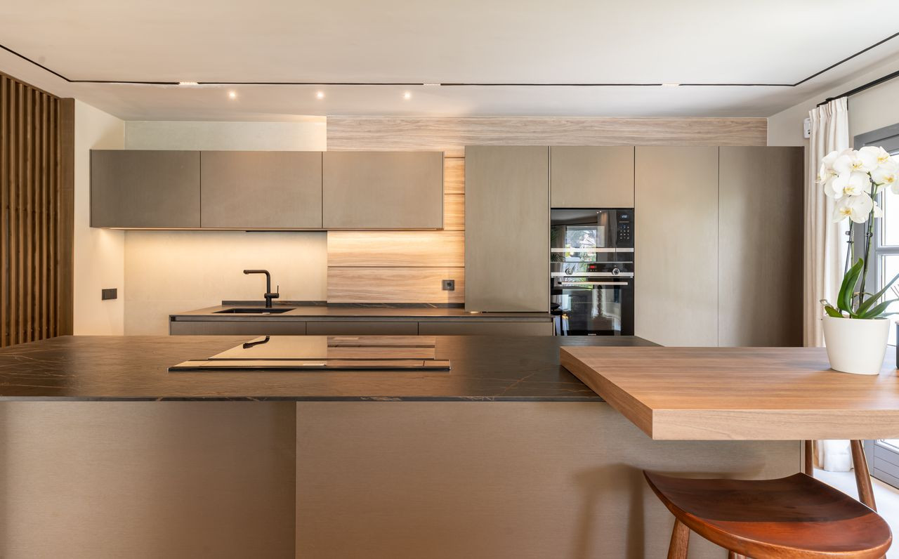 Image 48: detached villa For sale, Estepona, €3,495,000 [318-02100ELI]