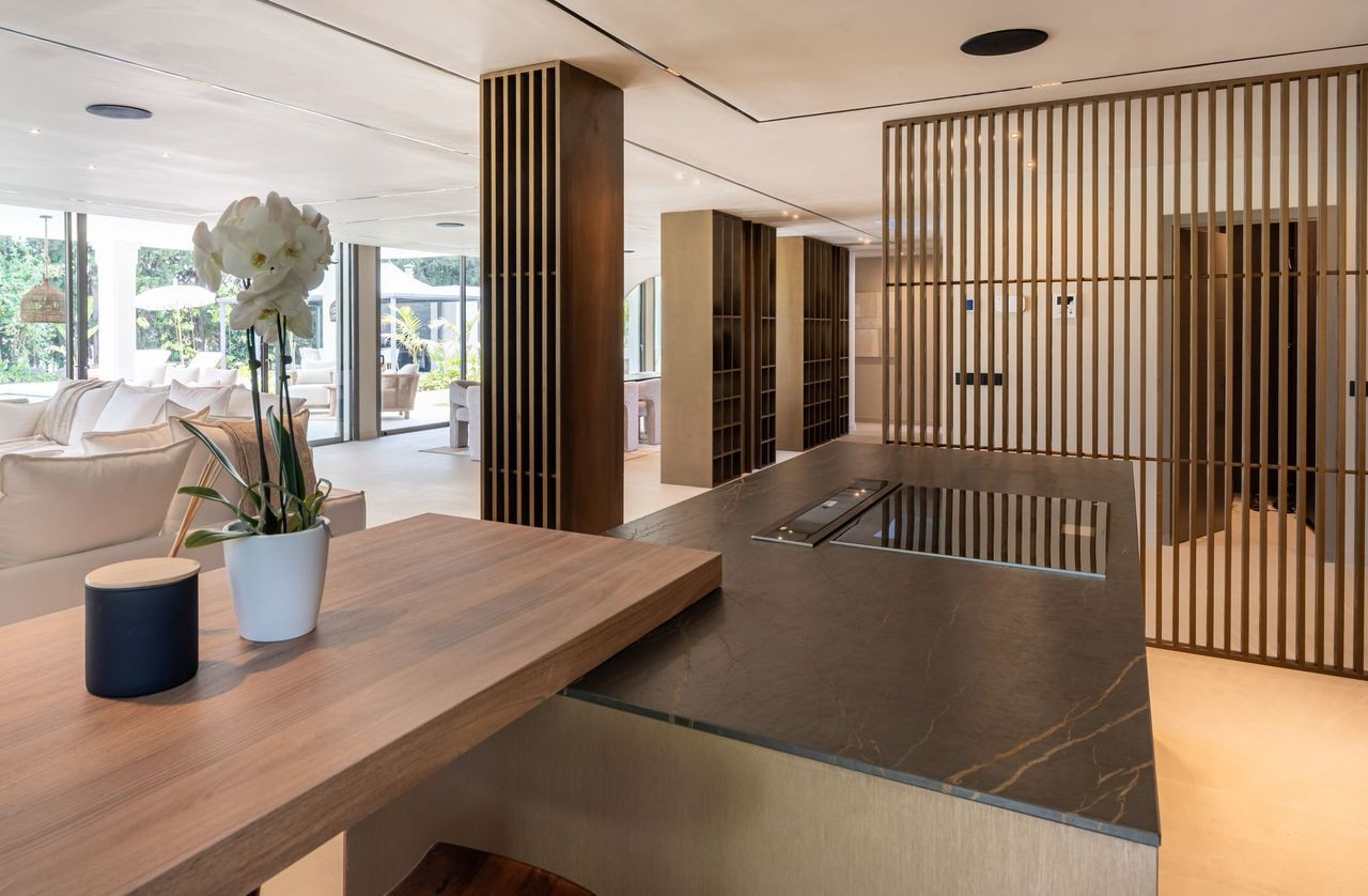 Image 48: detached villa For sale, Estepona, €3,495,000 [318-02100ELI]