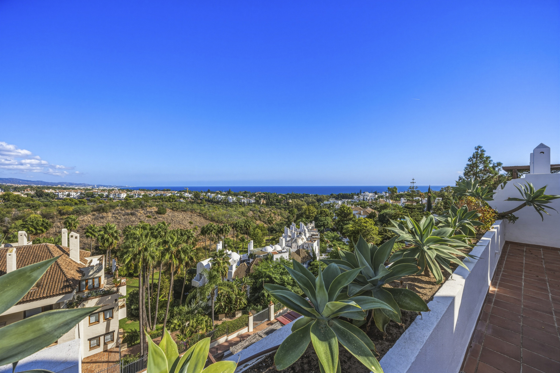 Apartment in Marbella - view 1