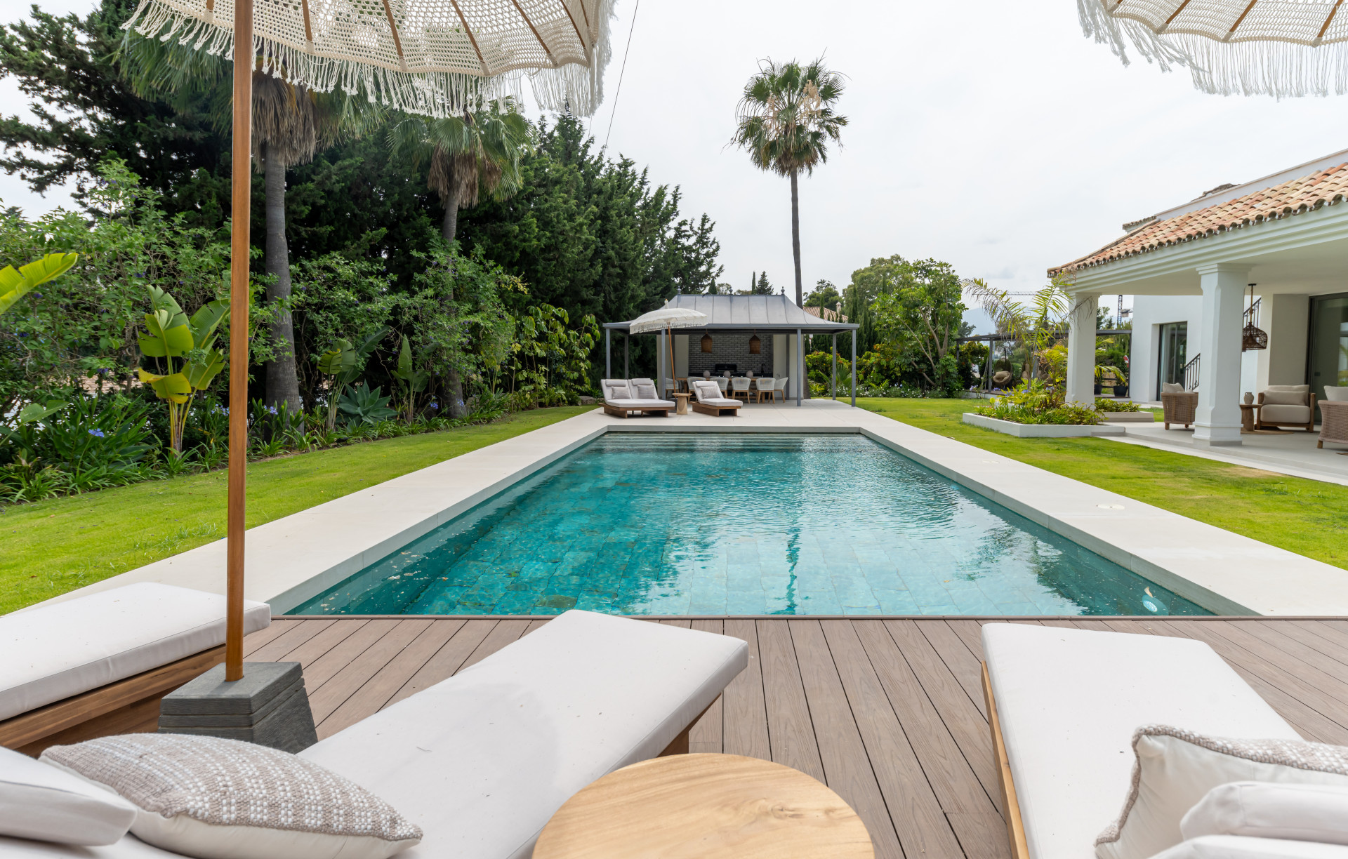 Andalusian-Inspired Villa near Atalaya Golf