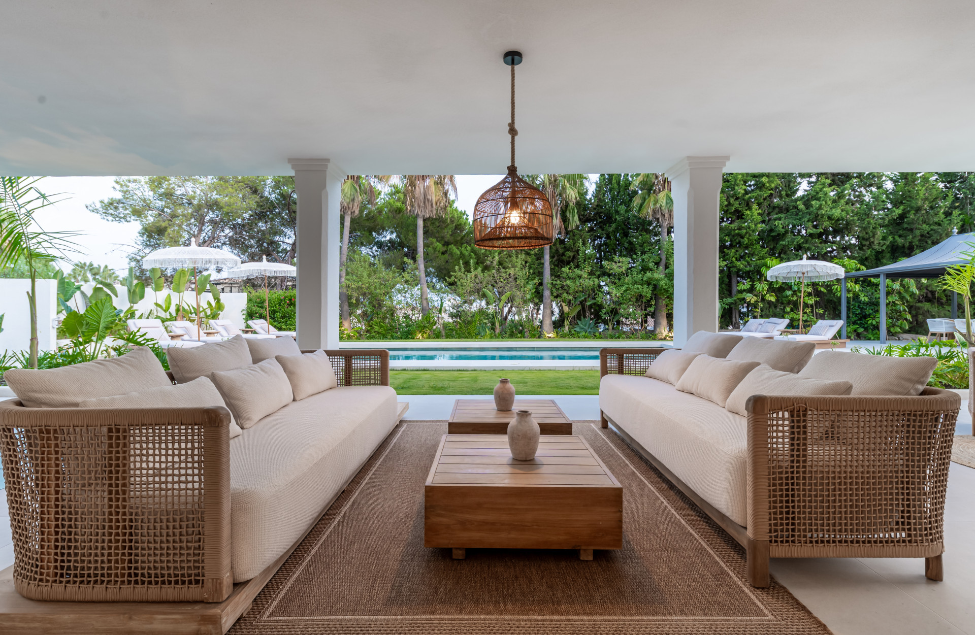 Andalusian-Inspired Villa near Atalaya Golf