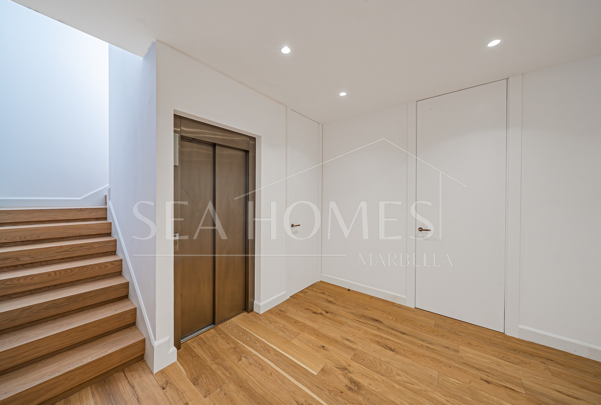 EXCLUSIVE DETACHED VILLAS IN LOMAS DE MARBELLA CLUB