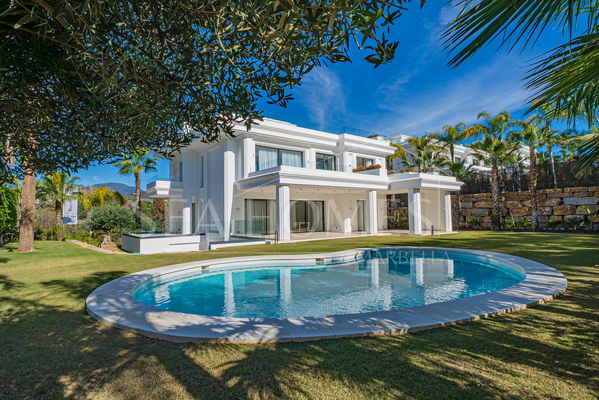 EXCLUSIVE DETACHED VILLAS IN LOMAS DE MARBELLA CLUB