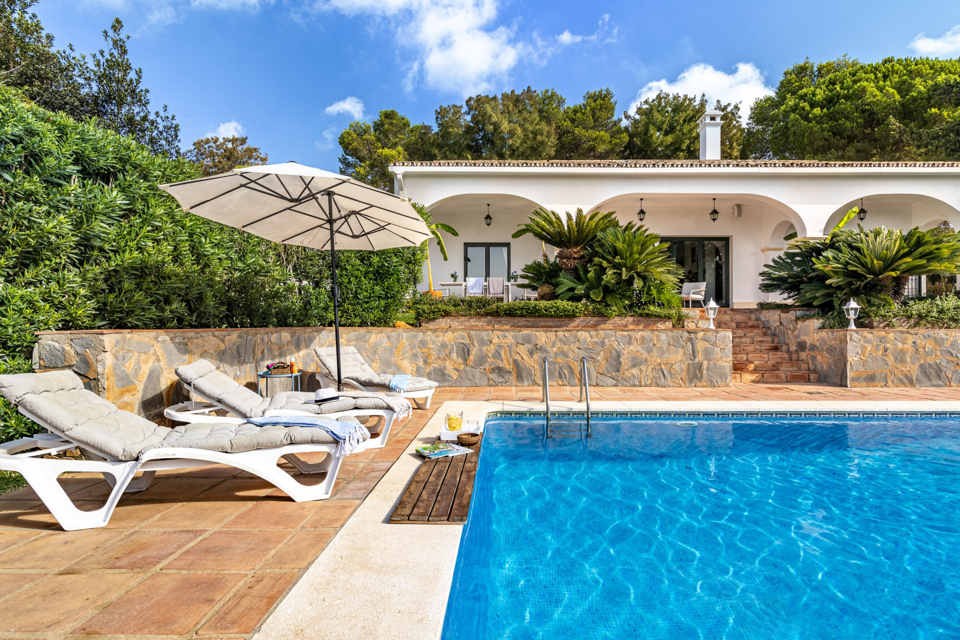 Exterior Villa en venta en Sotogrande Alto