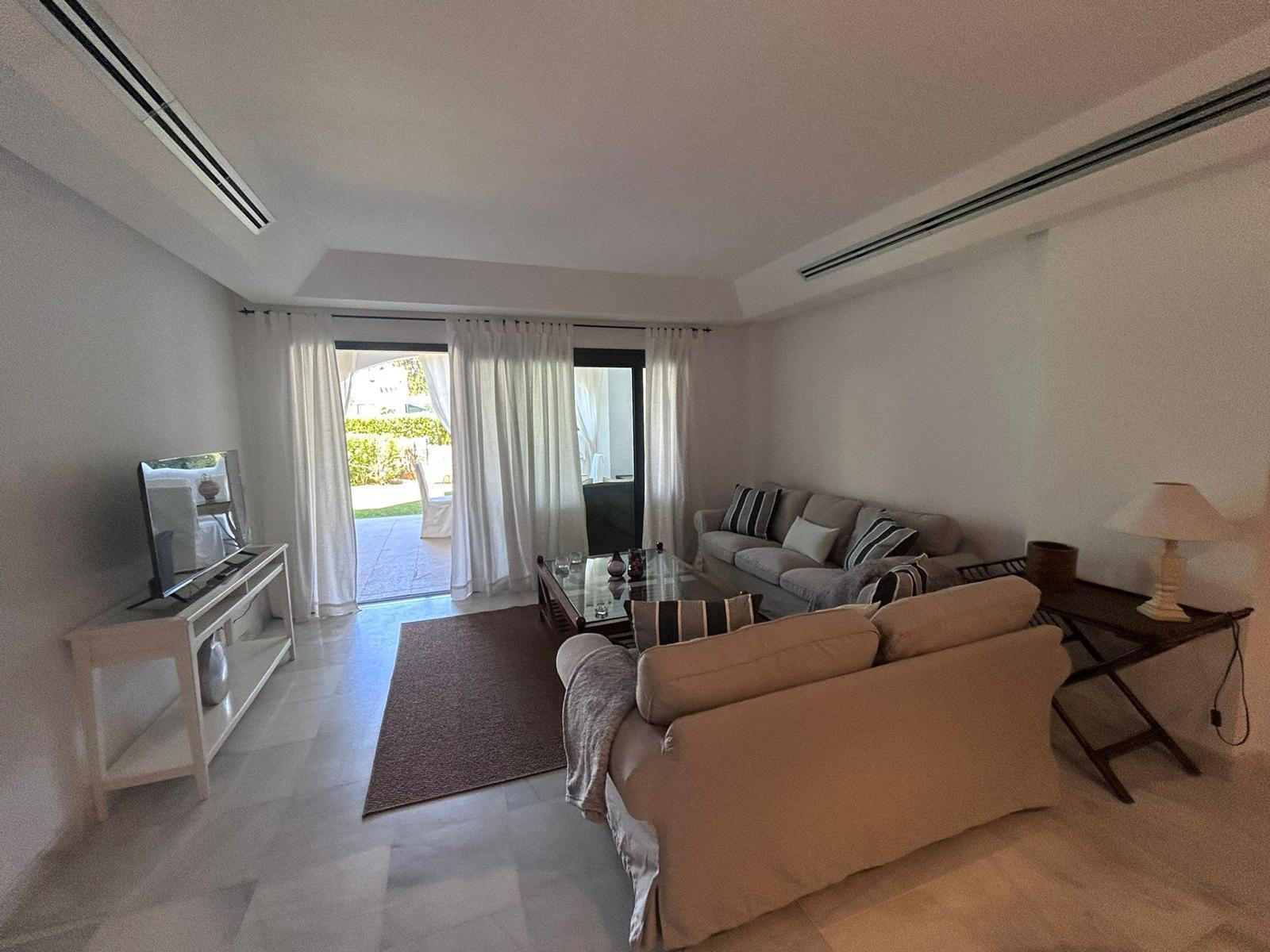 Detalles Apartamento Planta Baja | 327-01300P