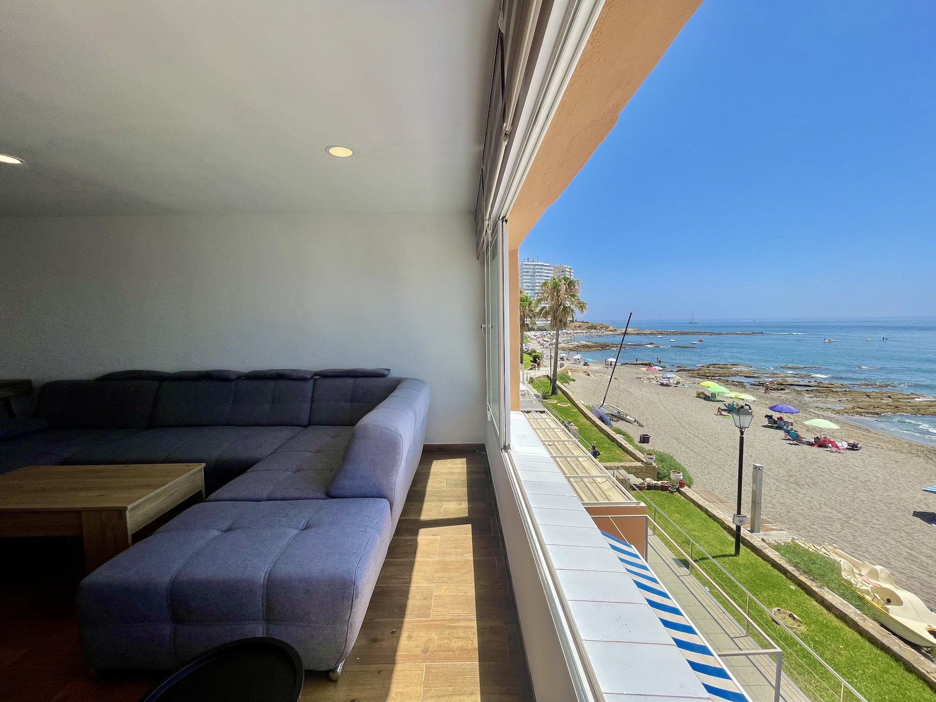 Interior Apartment for holiday rent in Torreguadiaro