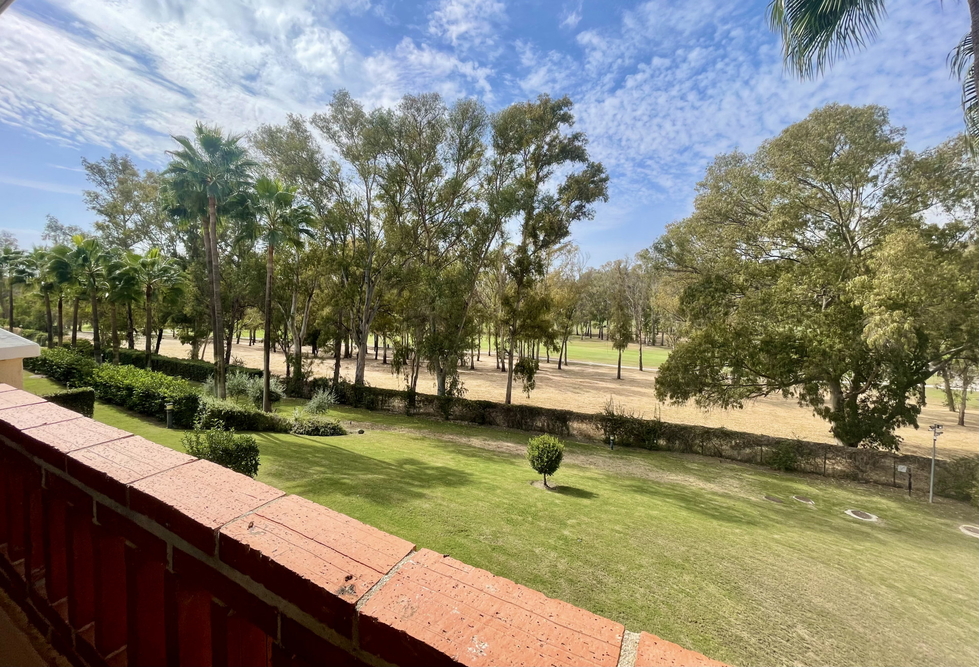 Exterior Apartamento en venta en Estepona