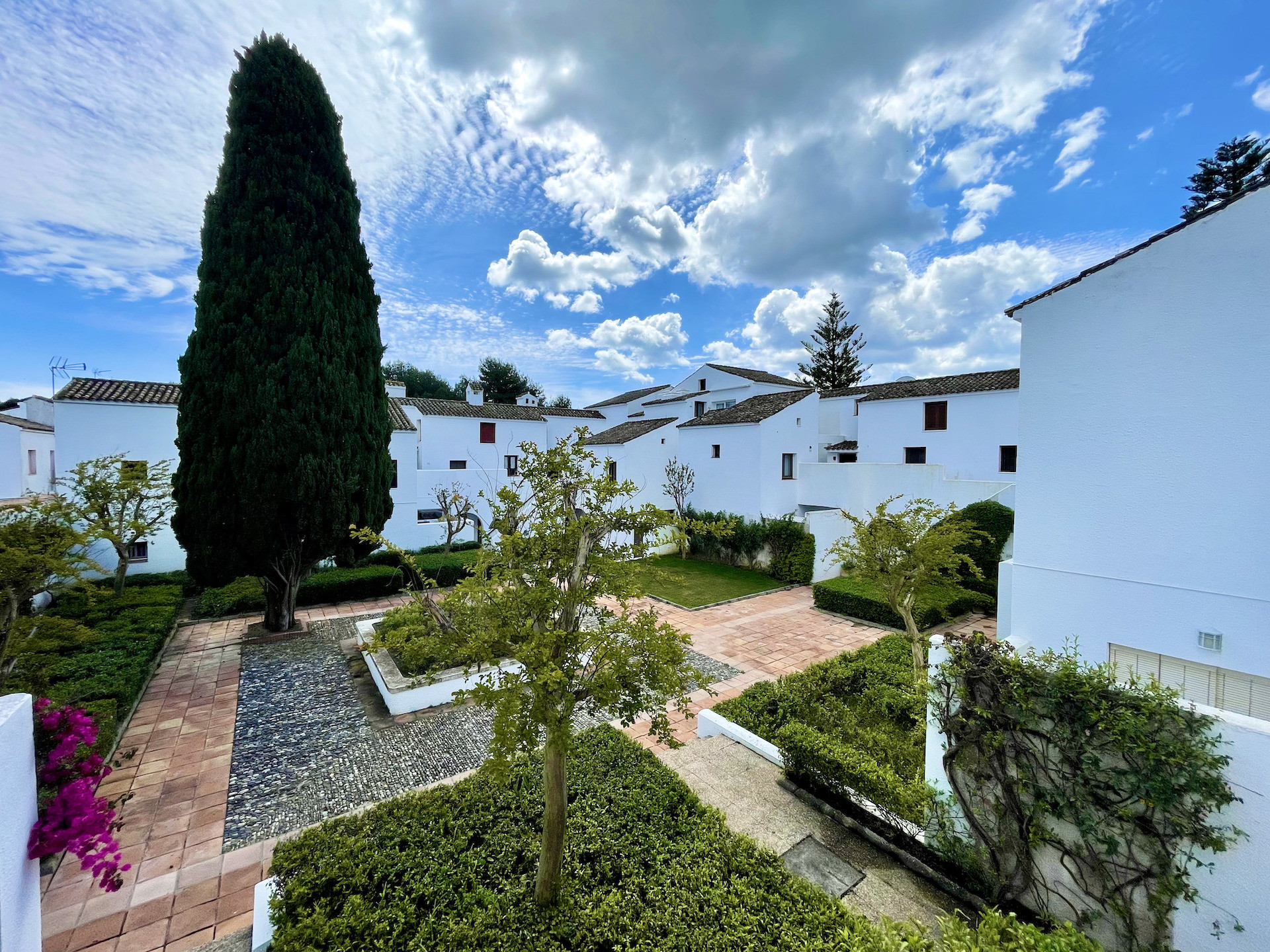 Apartment | 327-01298P25