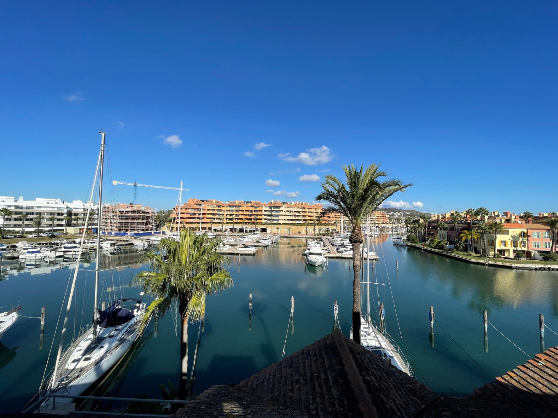 Imagenes exteriores de Atraque en venta en Marina de Sotogrande