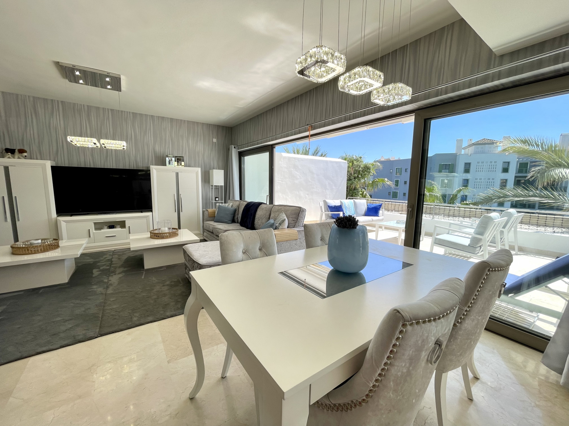 Exterior images Apartment for sale in Marina de Sotogrande