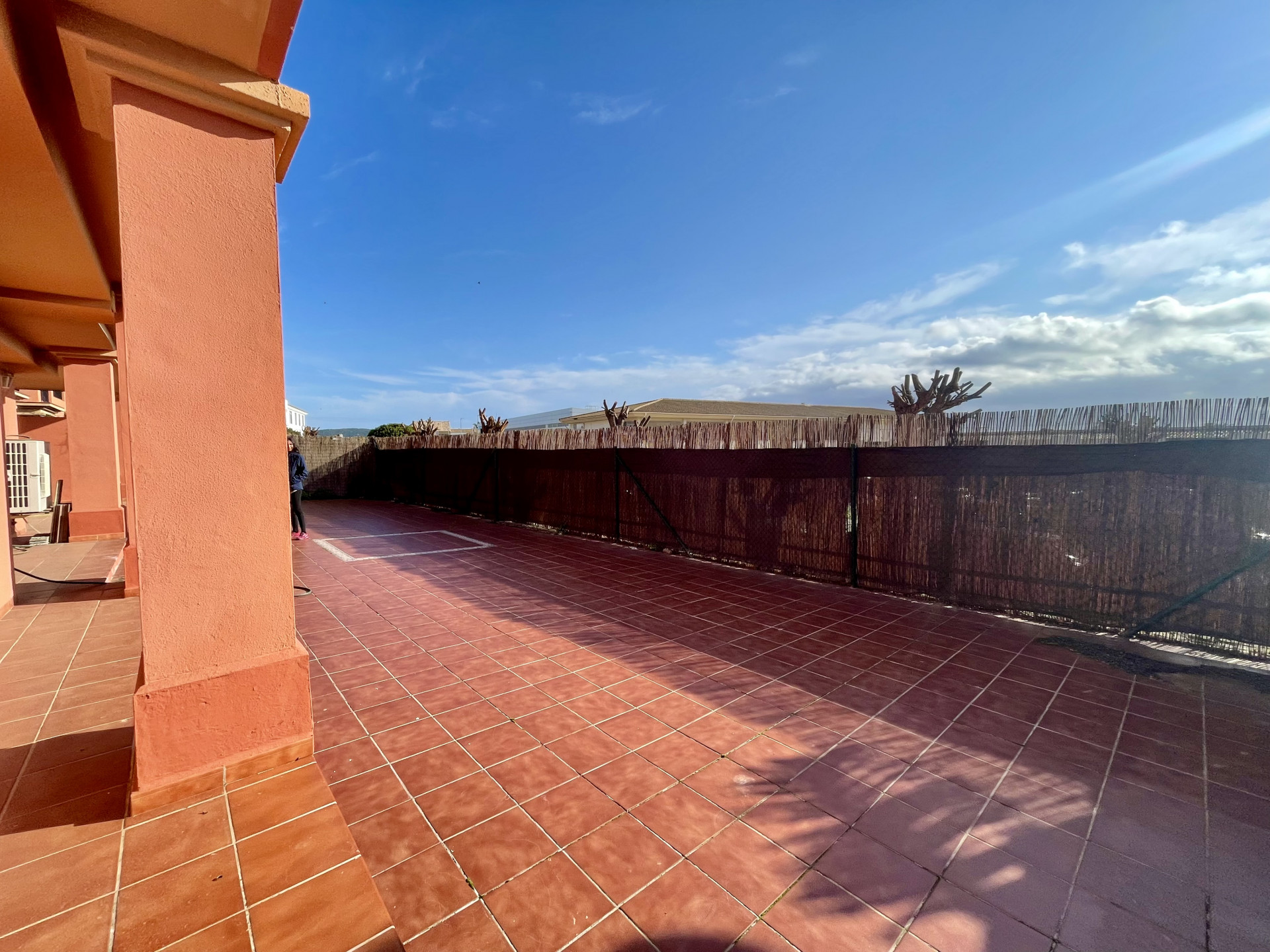 Exterior Apartamento Planta Baja en venta en Pueblo Nuevo de Guadiaro