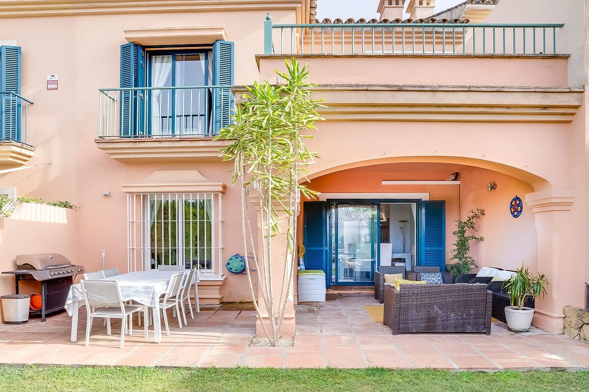 Exterior House for sale in Sotogrande