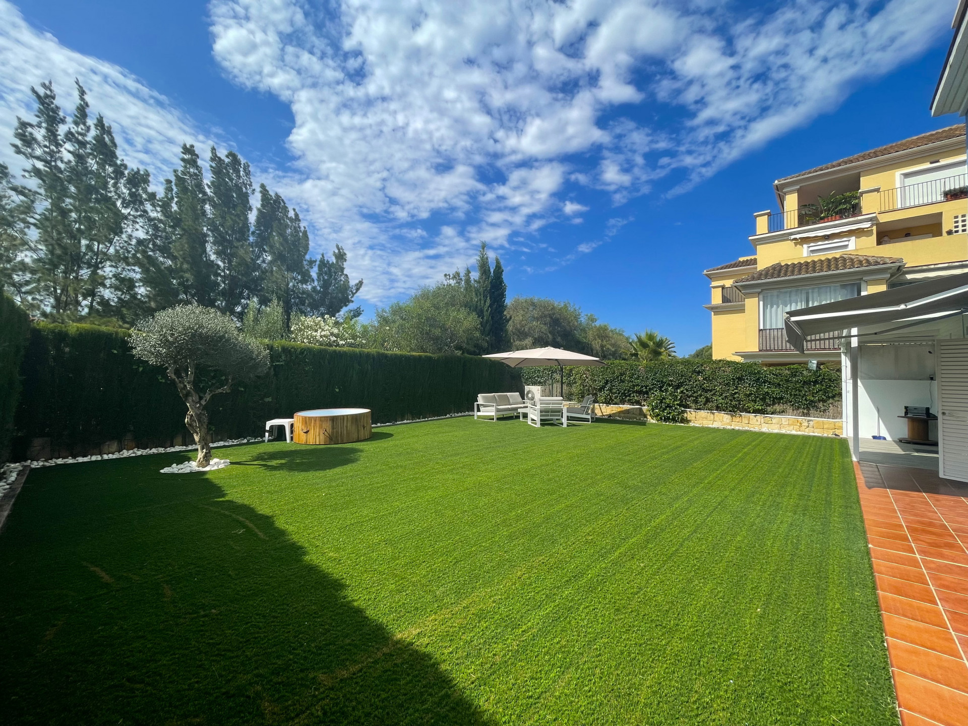 Exterior Apartamento en alquiler vacacional en Pueblo Nuevo de Guadiaro