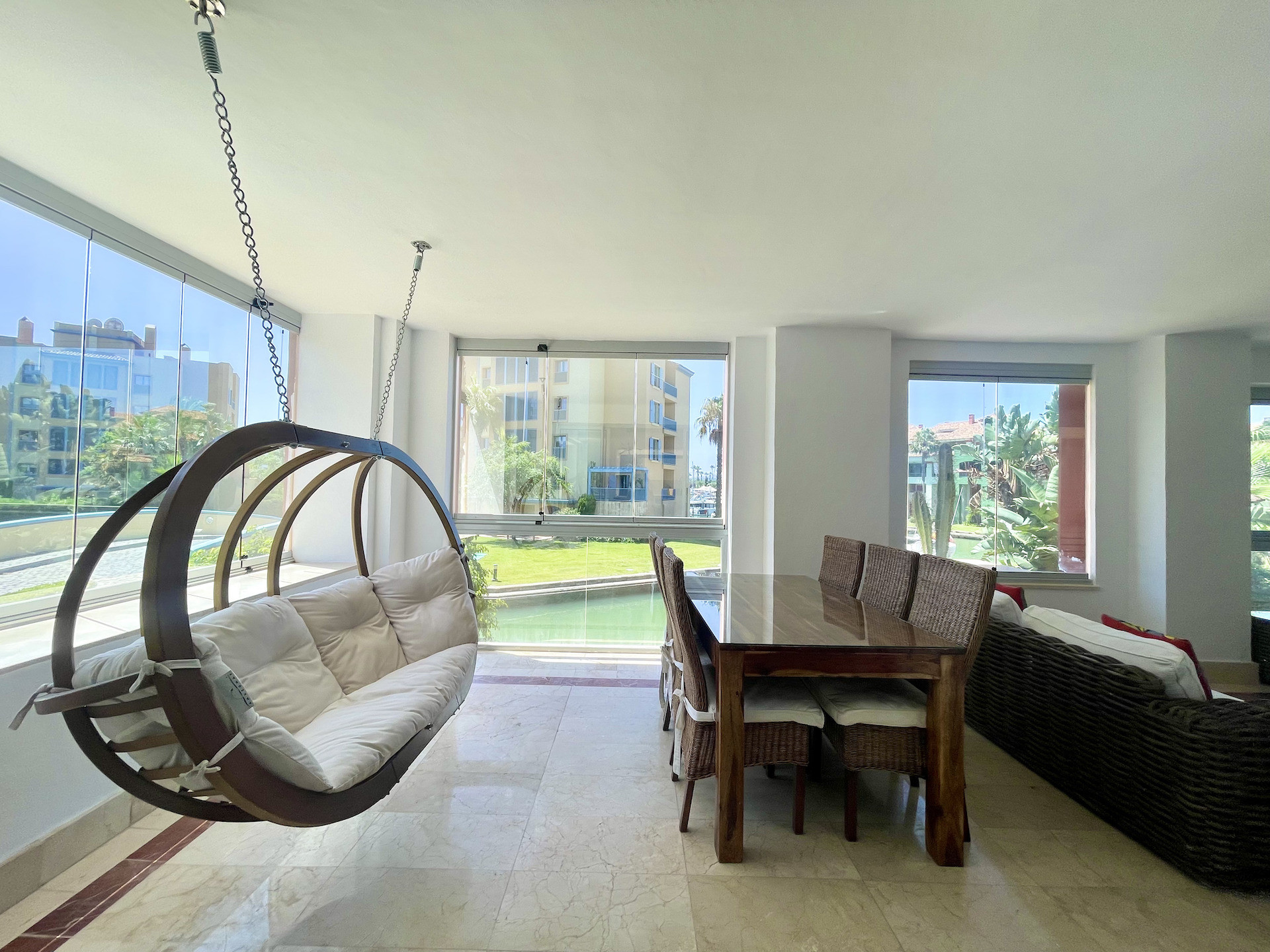 Exterior Apartamento en alquiler vacacional en Marina de Sotogrande