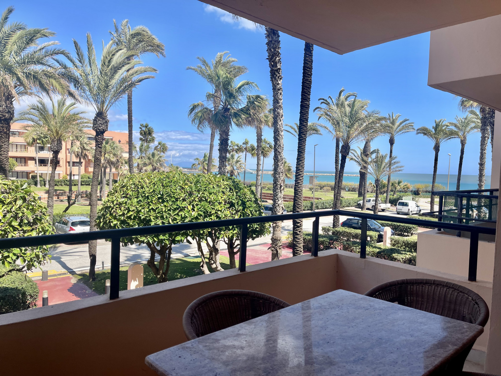 Apartamento | 327-00489P