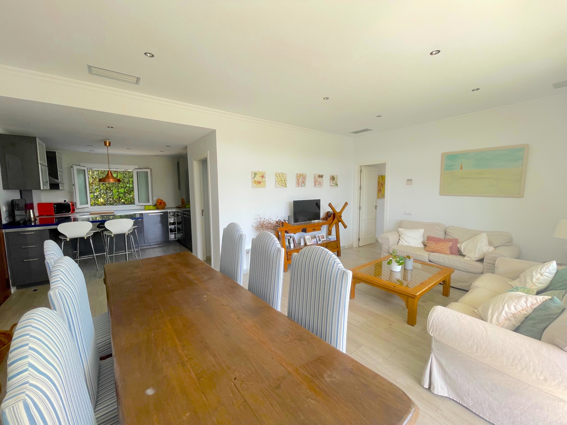 Details Apartment | 327-00729P