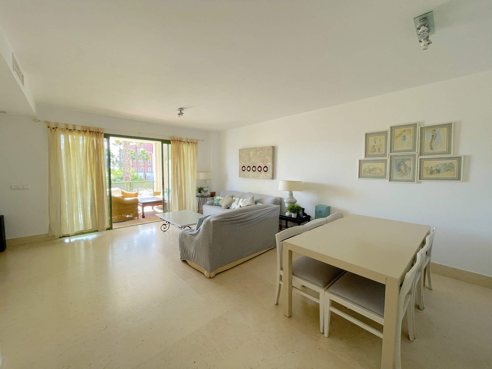 Images Apartment for sale in Marina de Sotogrande