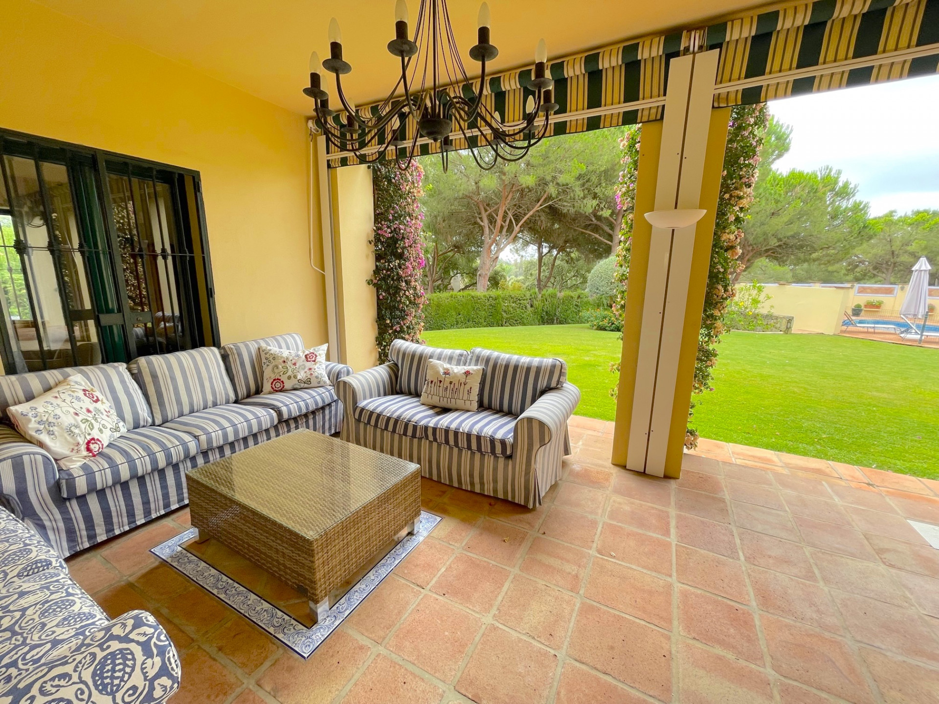 Imagenes exteriores de Villa en alquiler vacacional en Sotogrande Alto