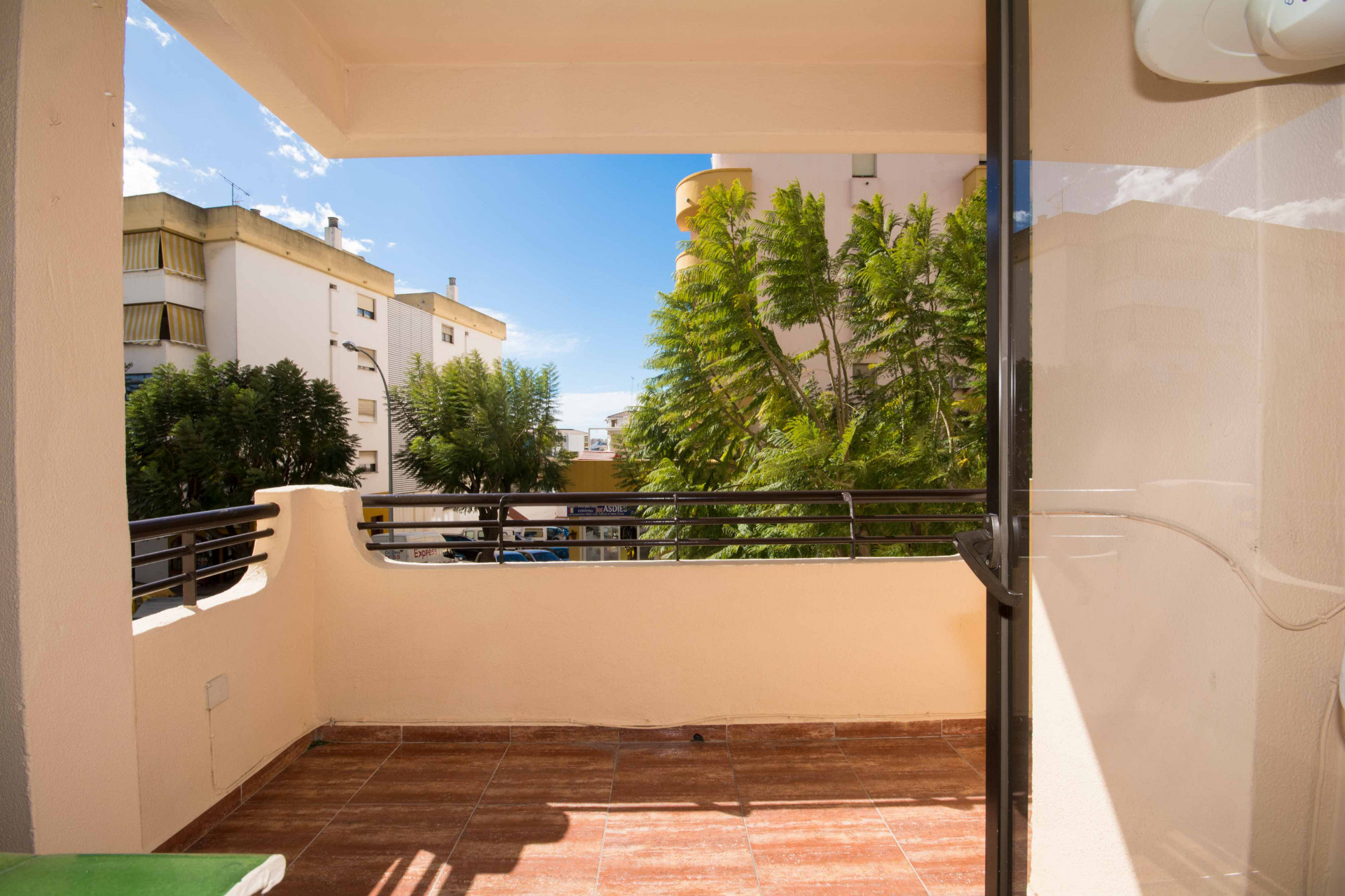 Apartment for sale in Estepona town