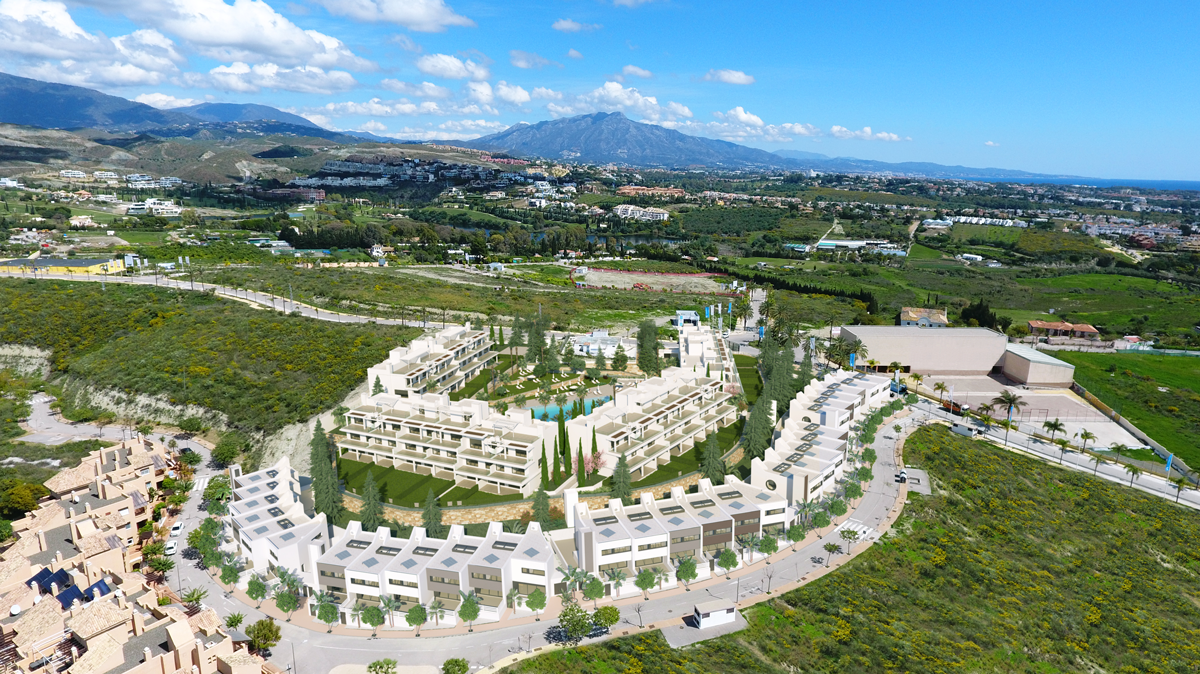 New ultra-modern townhouses for sale on the New Golden Mile in Estepona