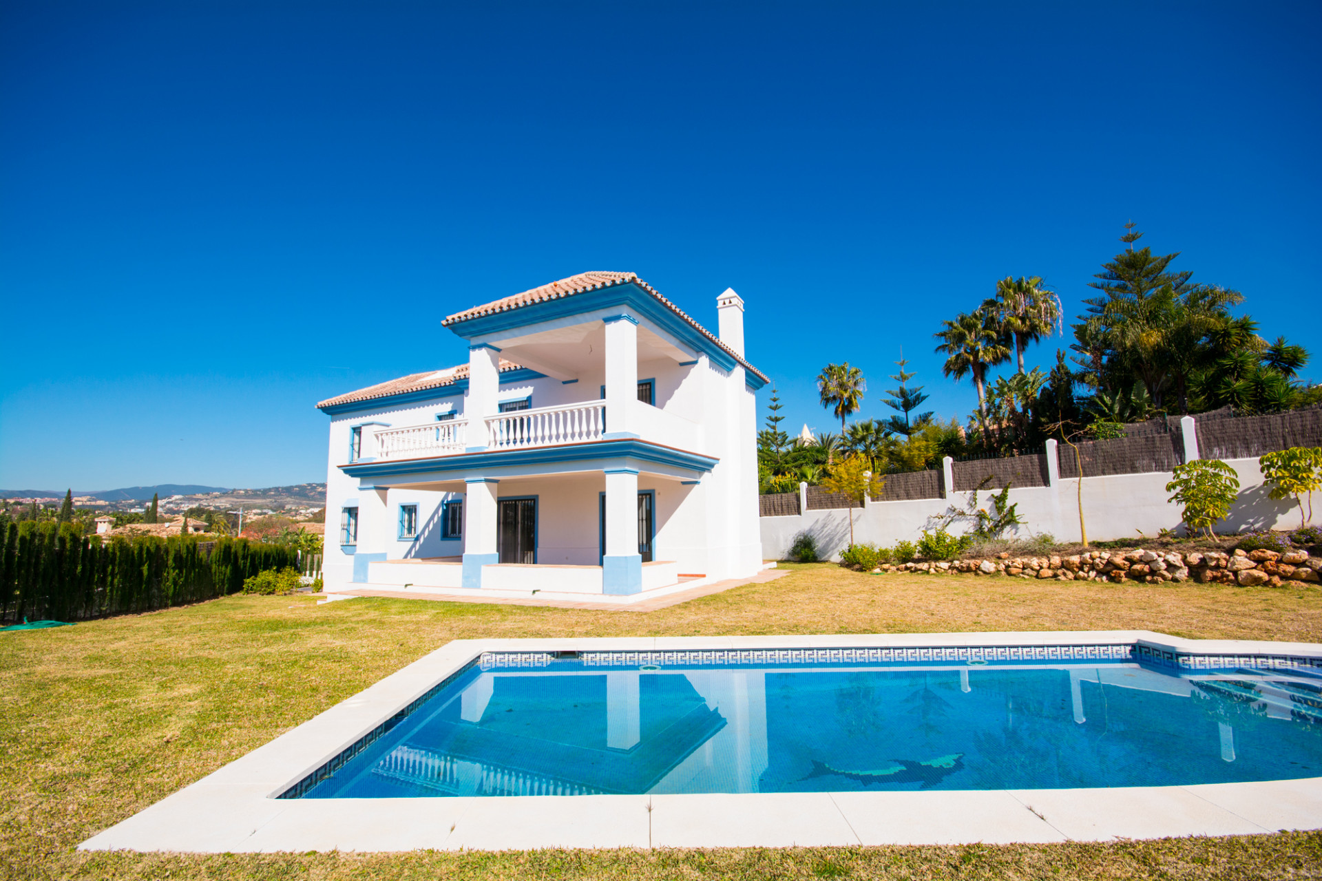Newly built villa for sale in Nueva Andalucia