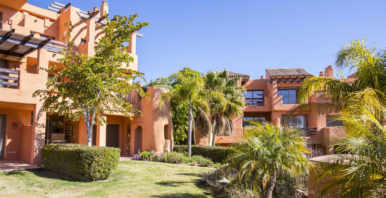 Apartment for sale on the New Golden Mile between Marbella and Estepona