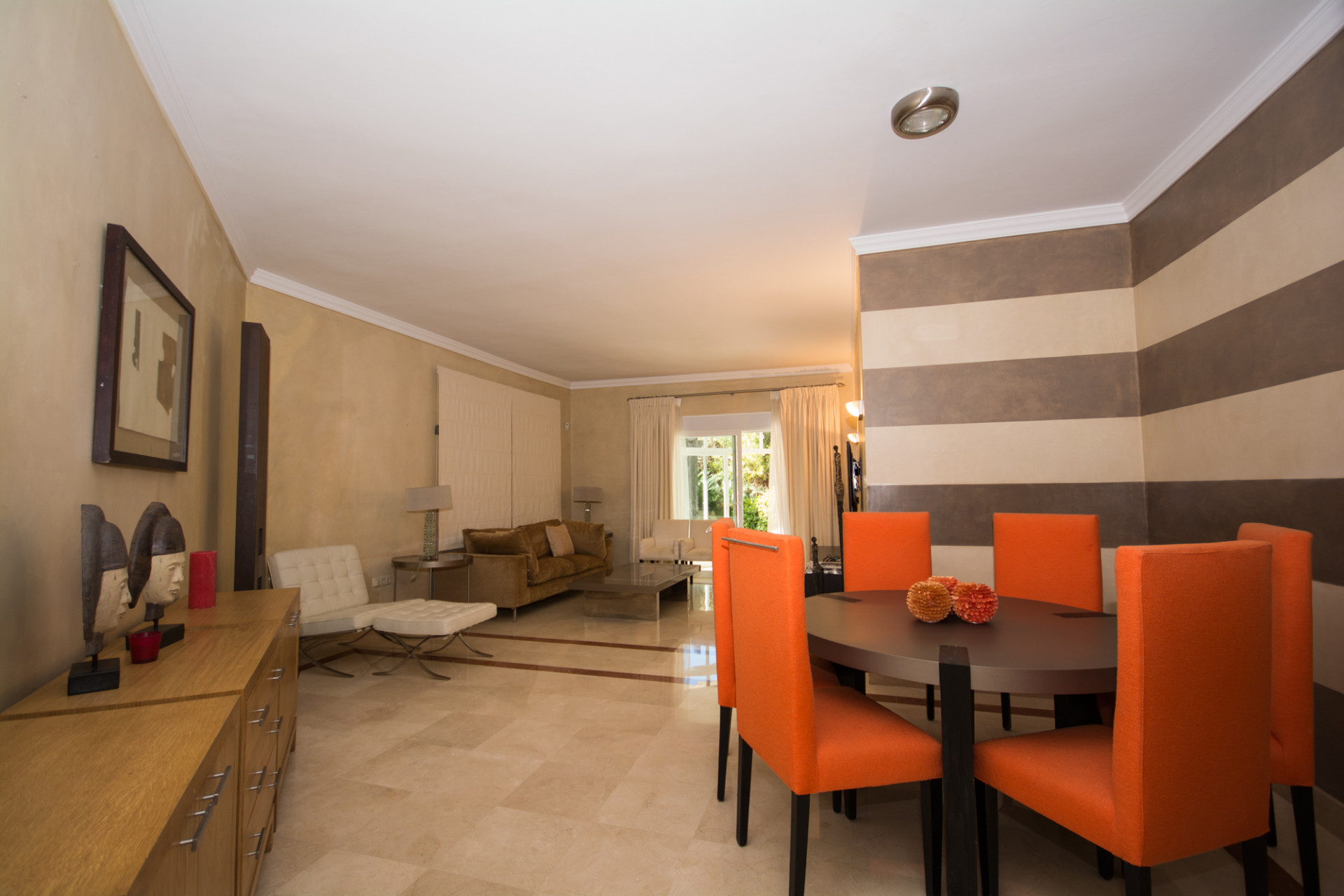 Luxury apartment for sale on the Marbella Golden Mile