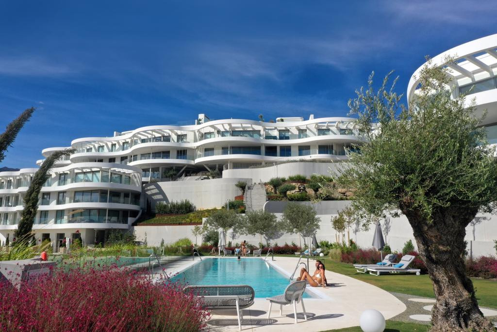 Modern luxury apartment for sale in Benahavis - Marbella
