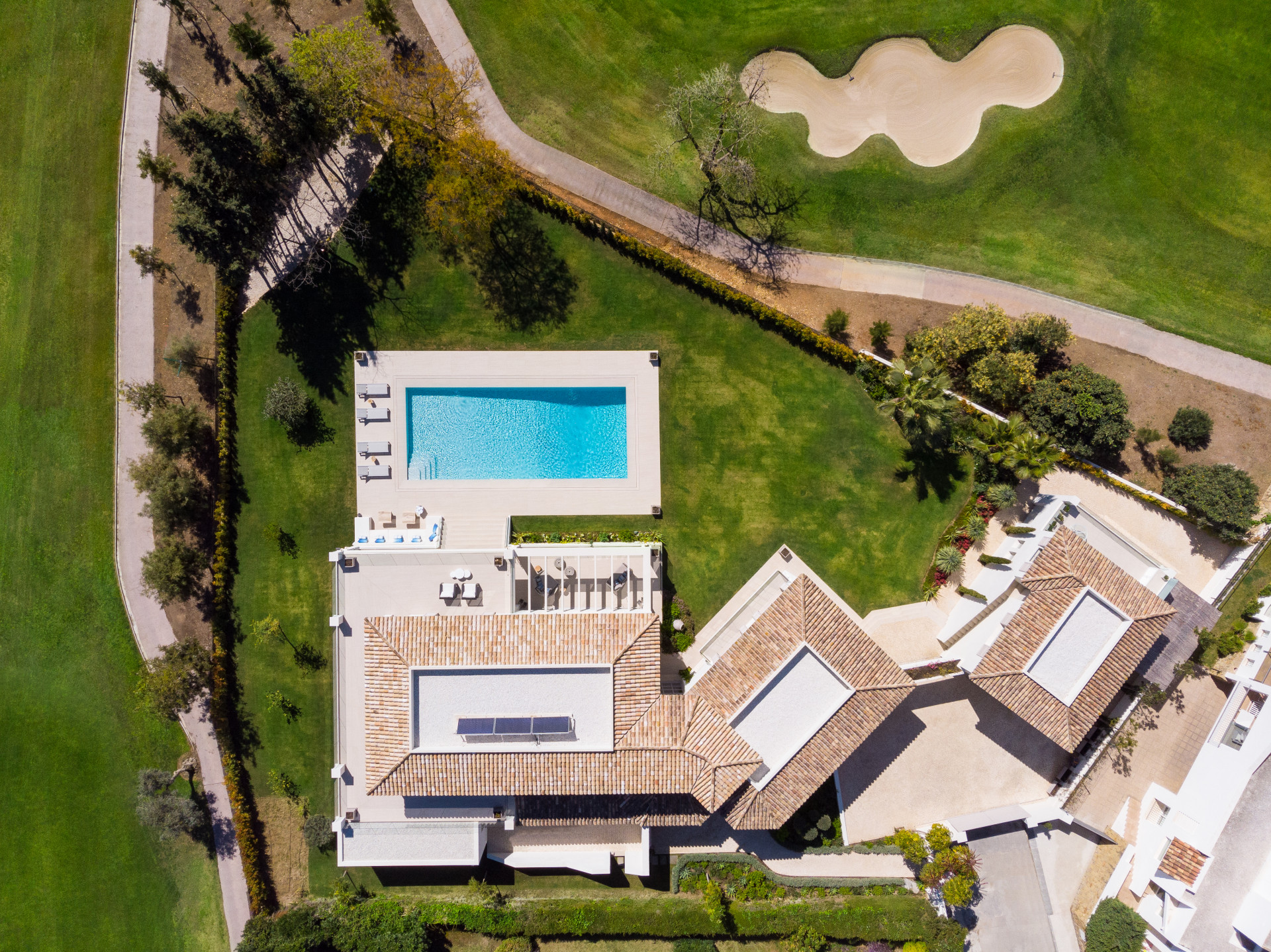 Modern andalusian mansion for sale in Nueva Andalucía – Aloha -  Marbella