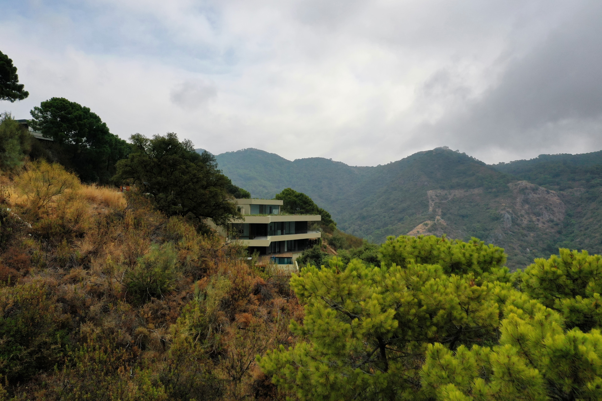 Modern detached villa for sale in Montemayor – Benahavis