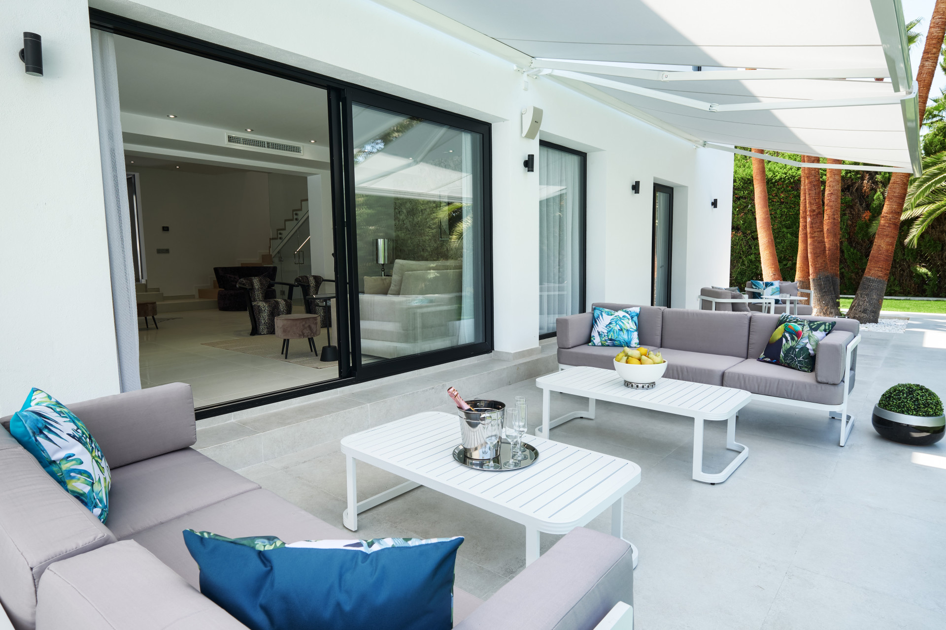 Modern luxury villa for sale in Las Brisas - Nueva Andalucía – Marbella