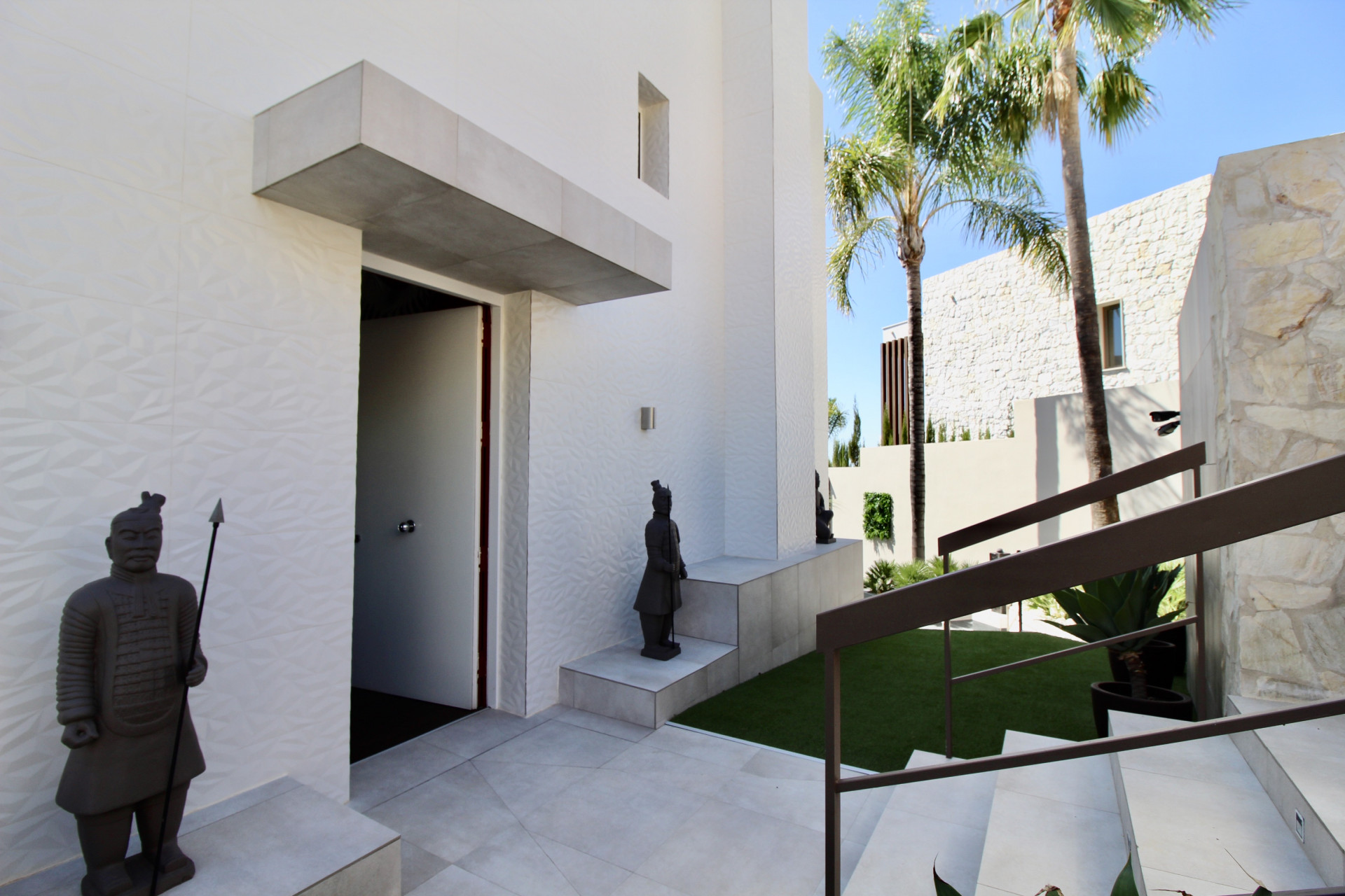 Brand new modern style first line golf villa for sale in Atalaya New Golden Mile in Estepona