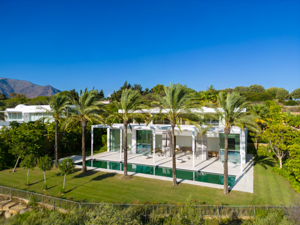 Luxury complex of modern - contemporary villas for sale within a modern golf complex Finca Cortesín – Casares